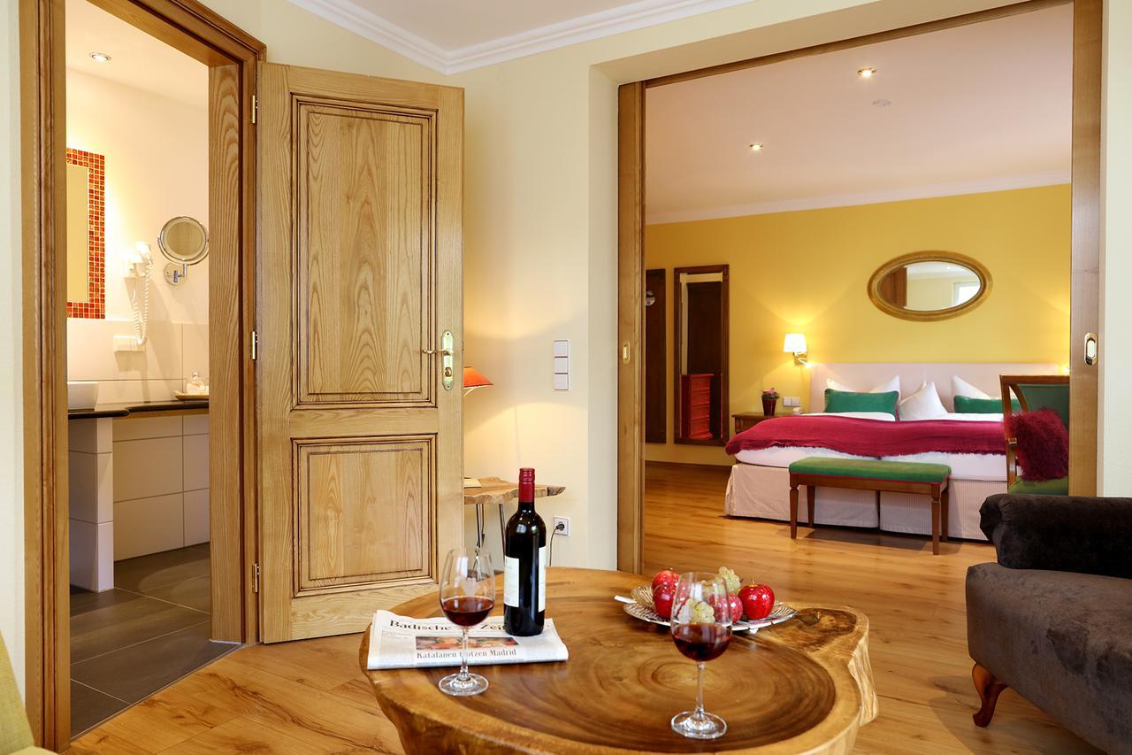 Hotel Behringer'S Traube Badenweiler Kültér fotó
